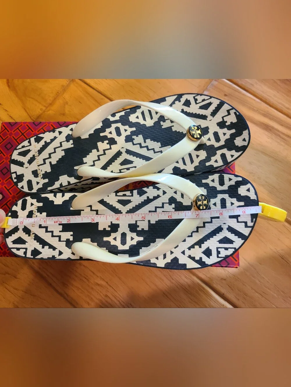 Like NEW Tory Burch Platform Wedge Navy White Logo Flip Flop Sandal 7.5 Or 8